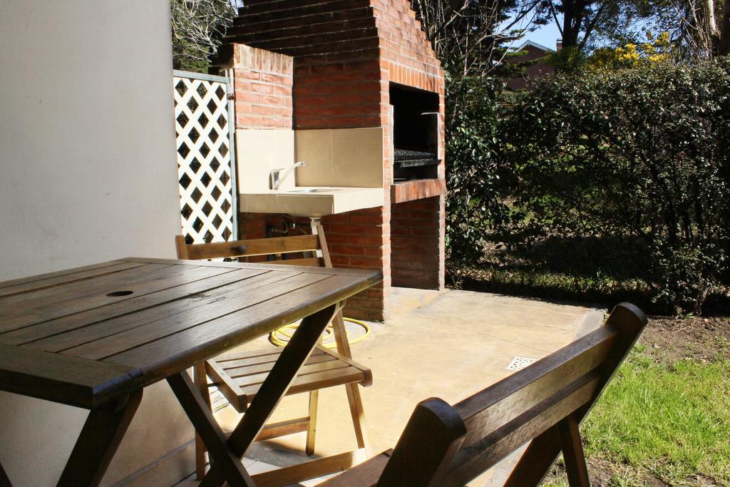 Apart & Hotel Neptuno Valeria del Mar Exterior photo